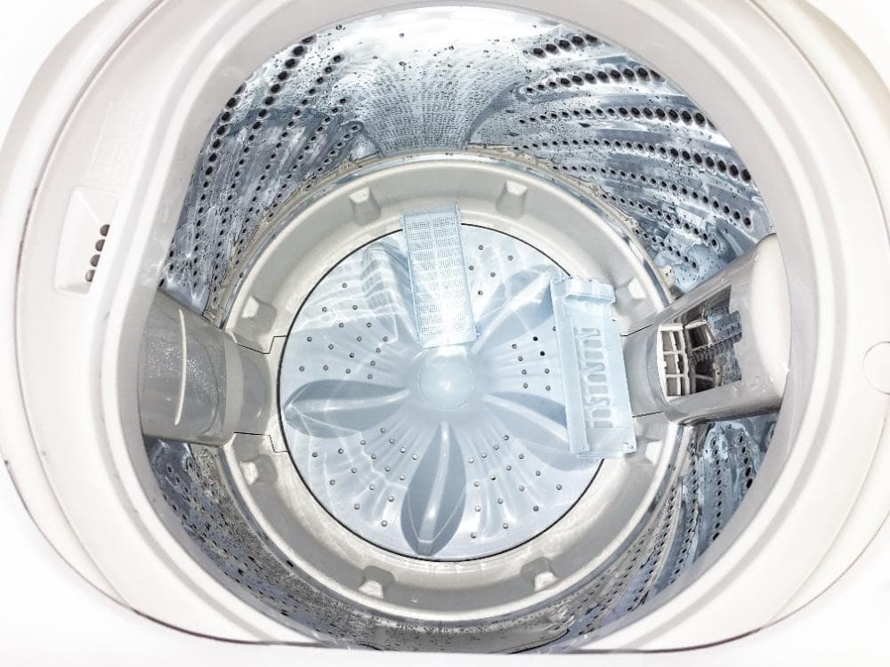 ★極上超美品 中古★Hisense 5.5㎏ 洗濯機【HW-T55D】G0OJ