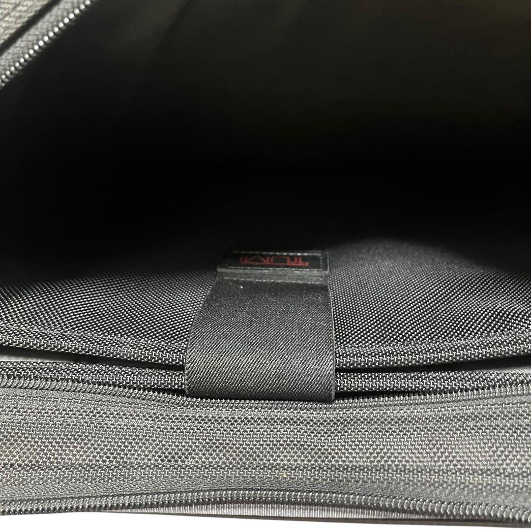 【美品 廃盤品】トゥミ 26104D4 キャリーバッグ　3気室 ナイロン 黒