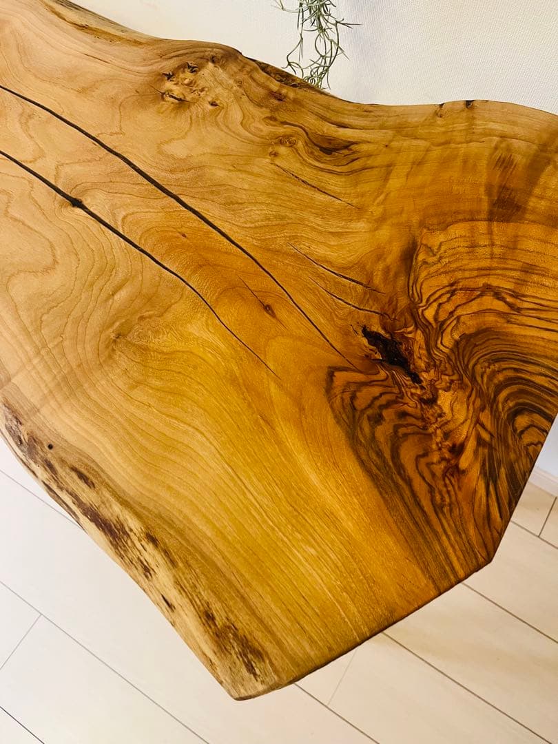 桜の木　一枚板テーブル　ローテーブル レジンテーブル　サイドテーブル