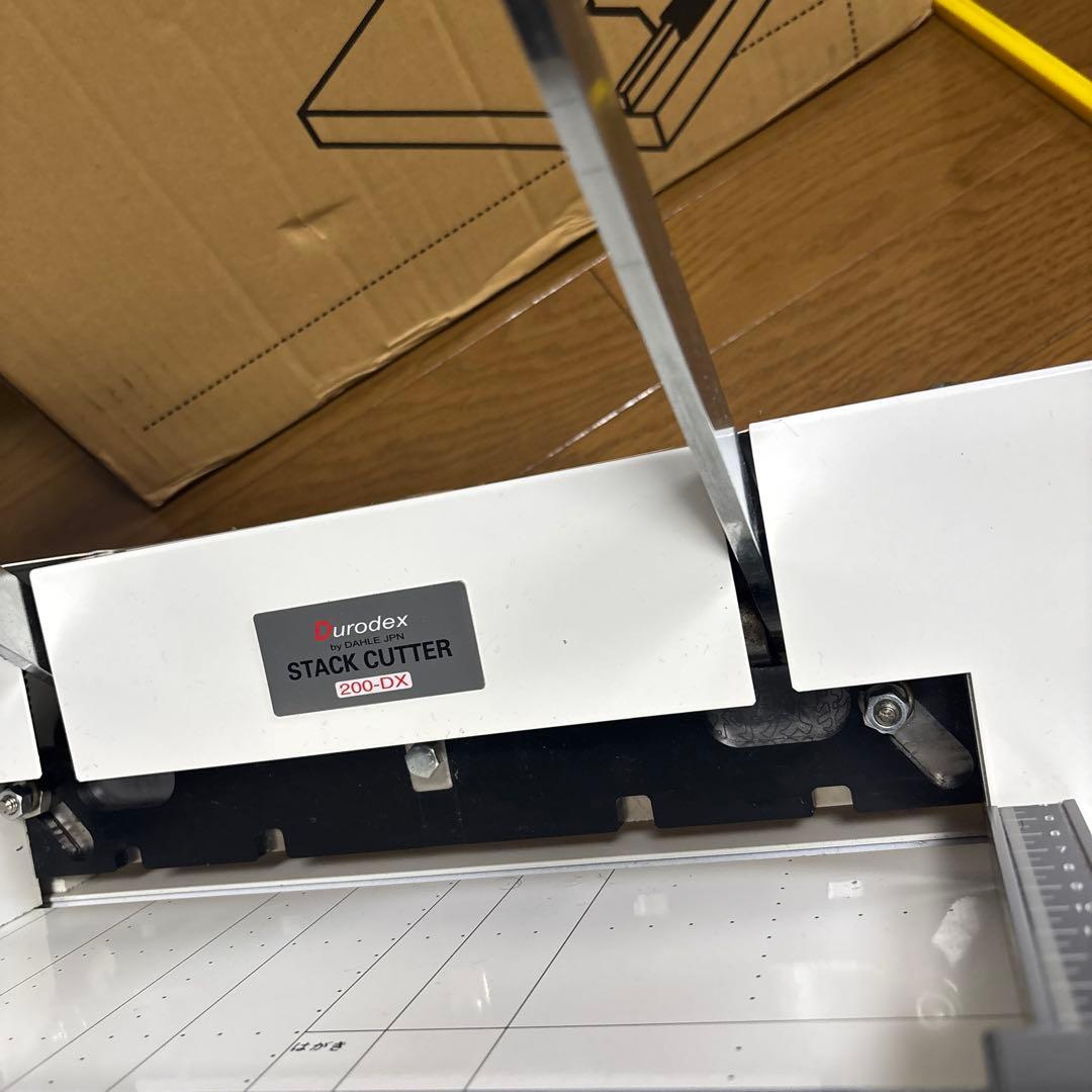 【良品】Durodex スタックカッター 200DX 裁断機
