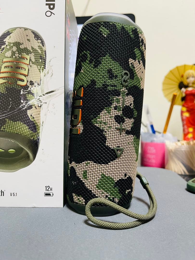 JBL FLIP6 迷彩 ワイヤレススピーカー