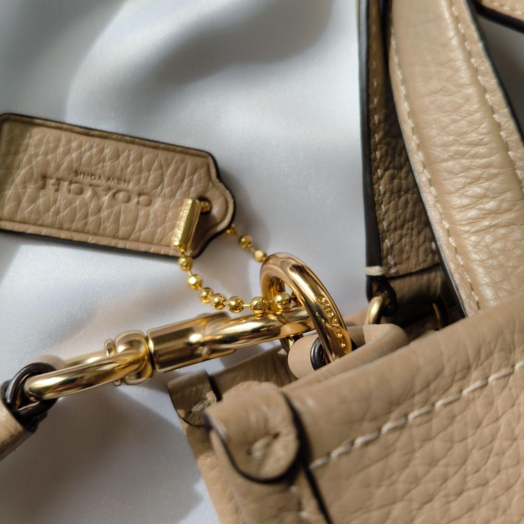 COACH 2wayデンプシーベージュ ショルダトートーバッグ