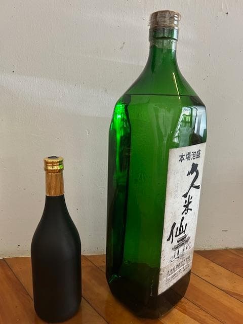 泡盛古酒　レアメガボトル　三升びん　瓶熟成３５年超え