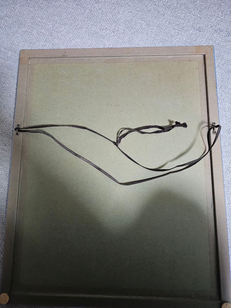 エム・ナマエ作　空飛ぶゾウ