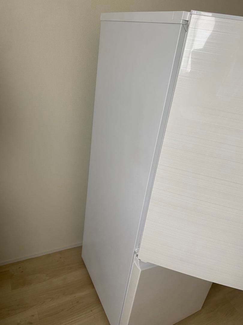 SHARP 冷蔵庫 ホワイト　SJ-D18H 説明書あり　1人暮らし