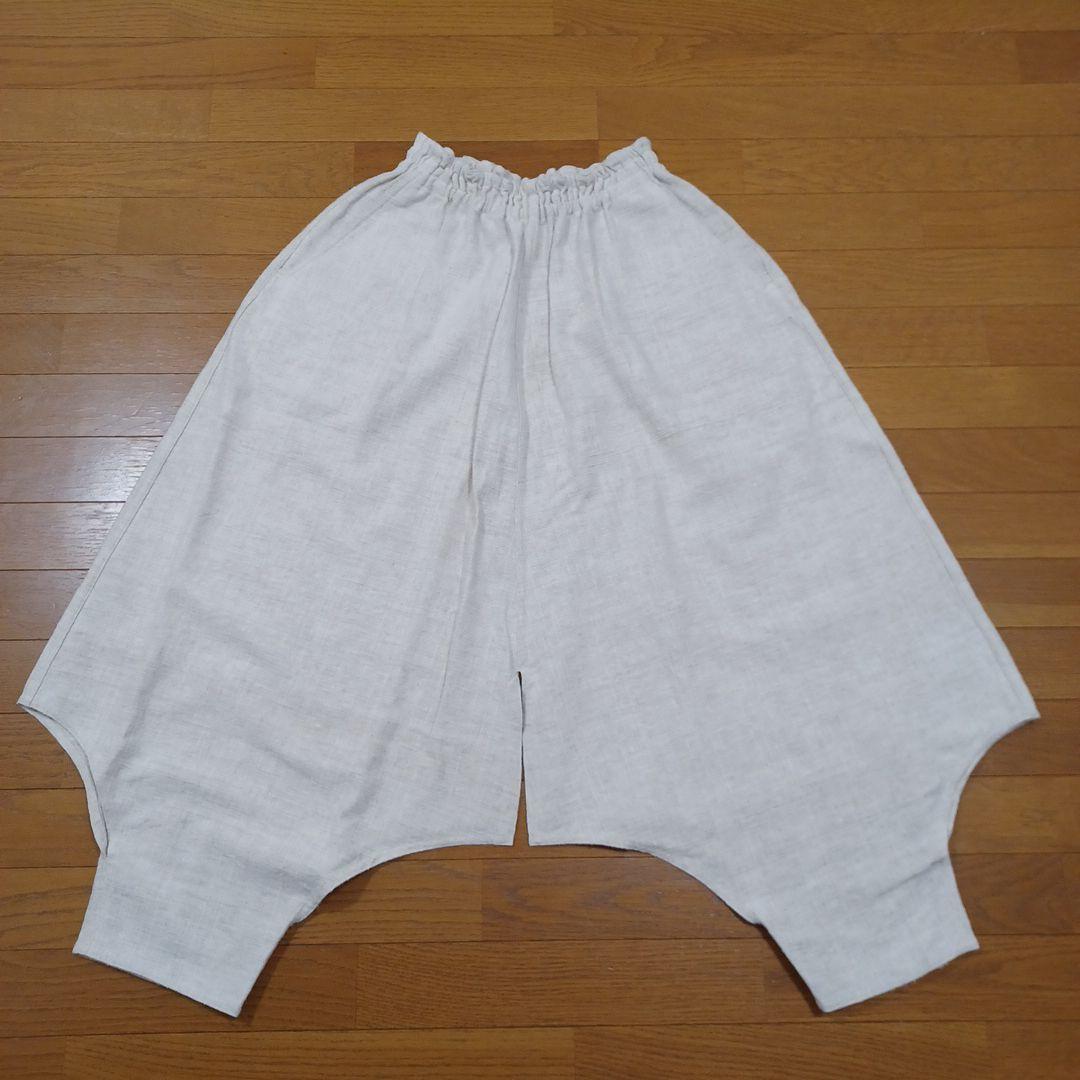 うさとの服　モモンガパンツ　生成り　手織り