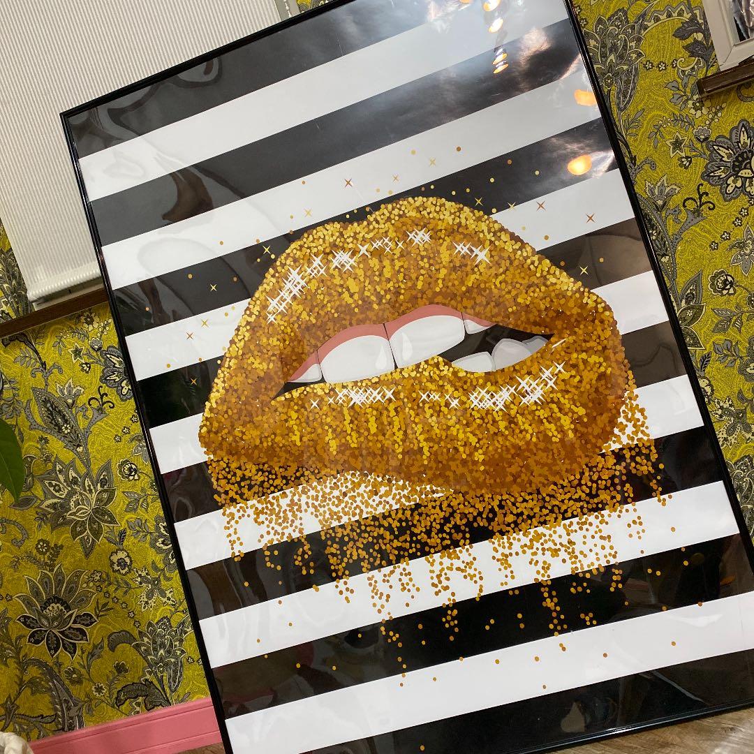 モードな大判ポスター