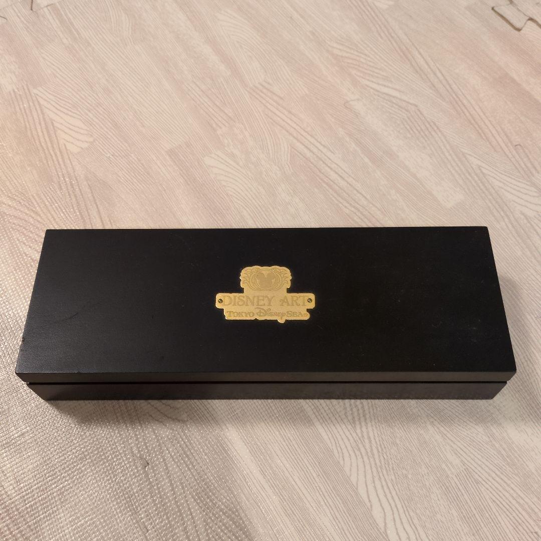 DISNEY ART ピンバッジ8点セット