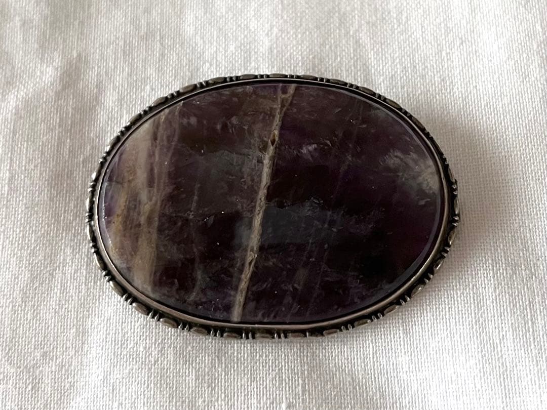 蛍石／フローライトのアンティークブローチ（イギリス）