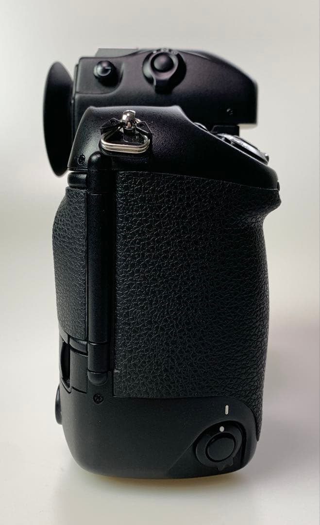 Nikon F5, f2.8 28mm-70mm, 80mm-200mm セット