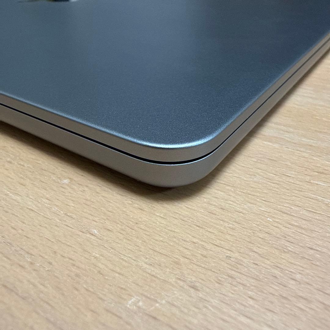 MacBookAir 2022 スペースグレー M2/8GBメモリ/256GB