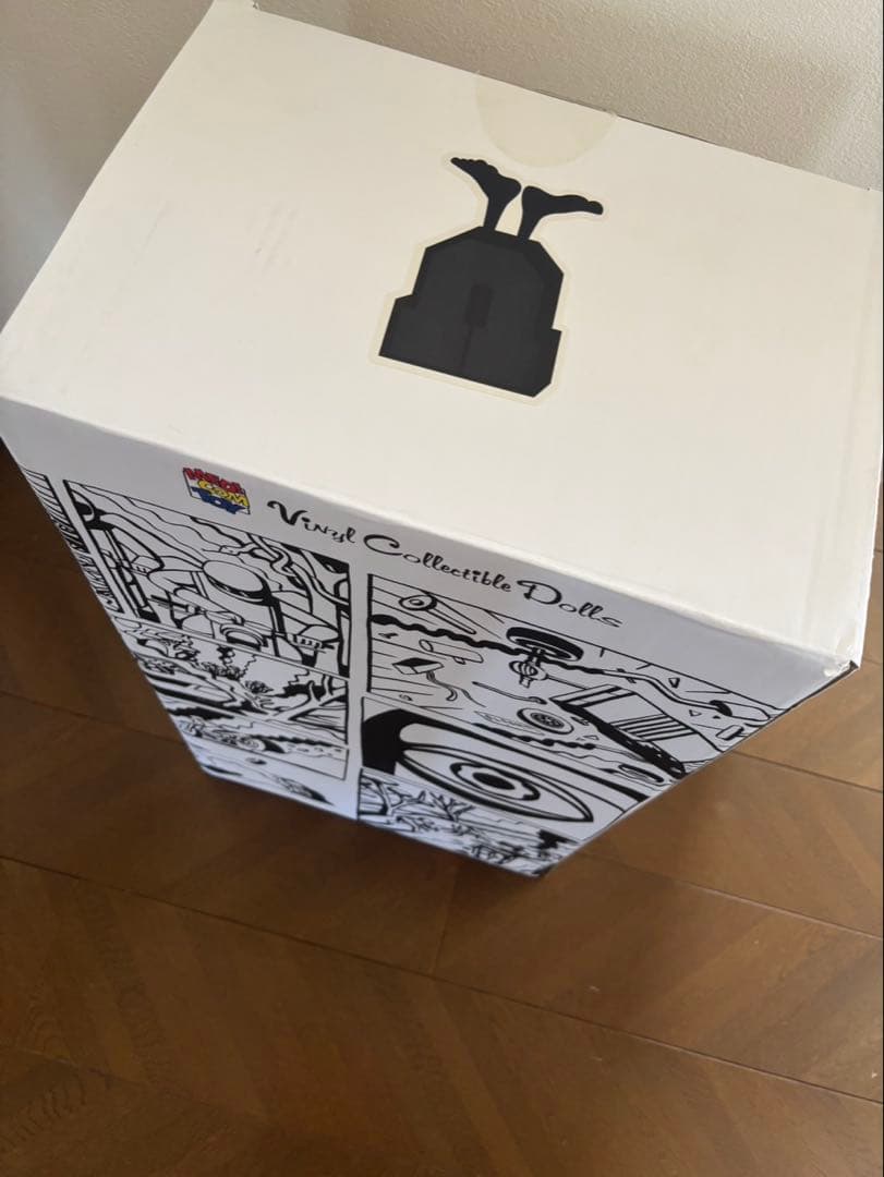 UNDEFEATED　メディコムトイ　黒