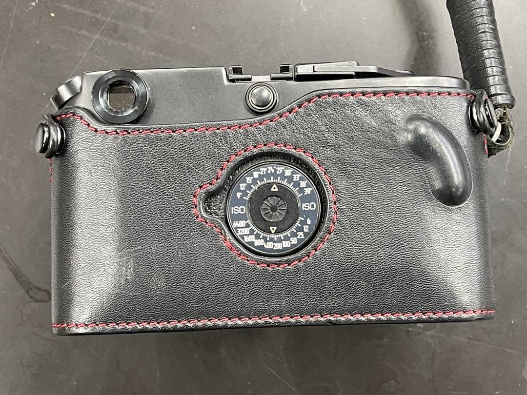 LEICA M6￼ ELMARIT 1:2.8/2.8