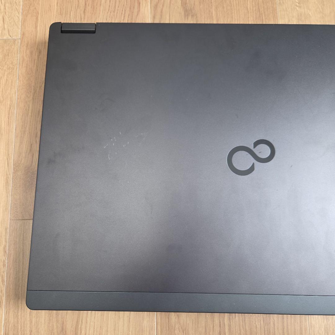 Fujitsu CELSIUS 17インチ H970 i5 mem 16GB