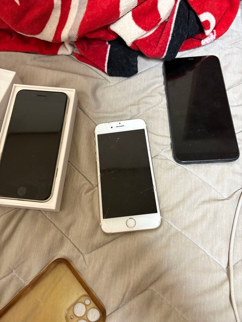 機動品iPhone3台セット