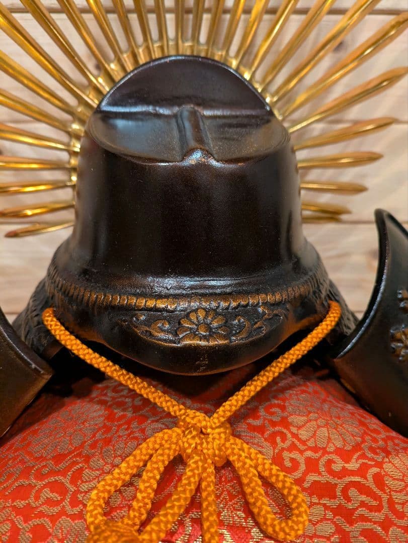 【良】年代物　美術品　出世兜　太閤　豊臣秀吉　美術鋳物　縁起物　昭和　骨董品