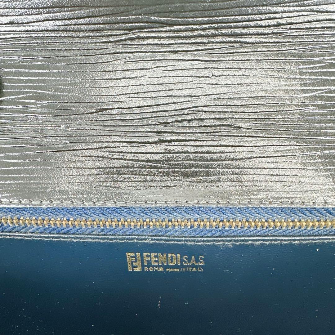 FENDI フェンディ　ズッカ柄　ヴィンテージ　ワンショルダーバッグ