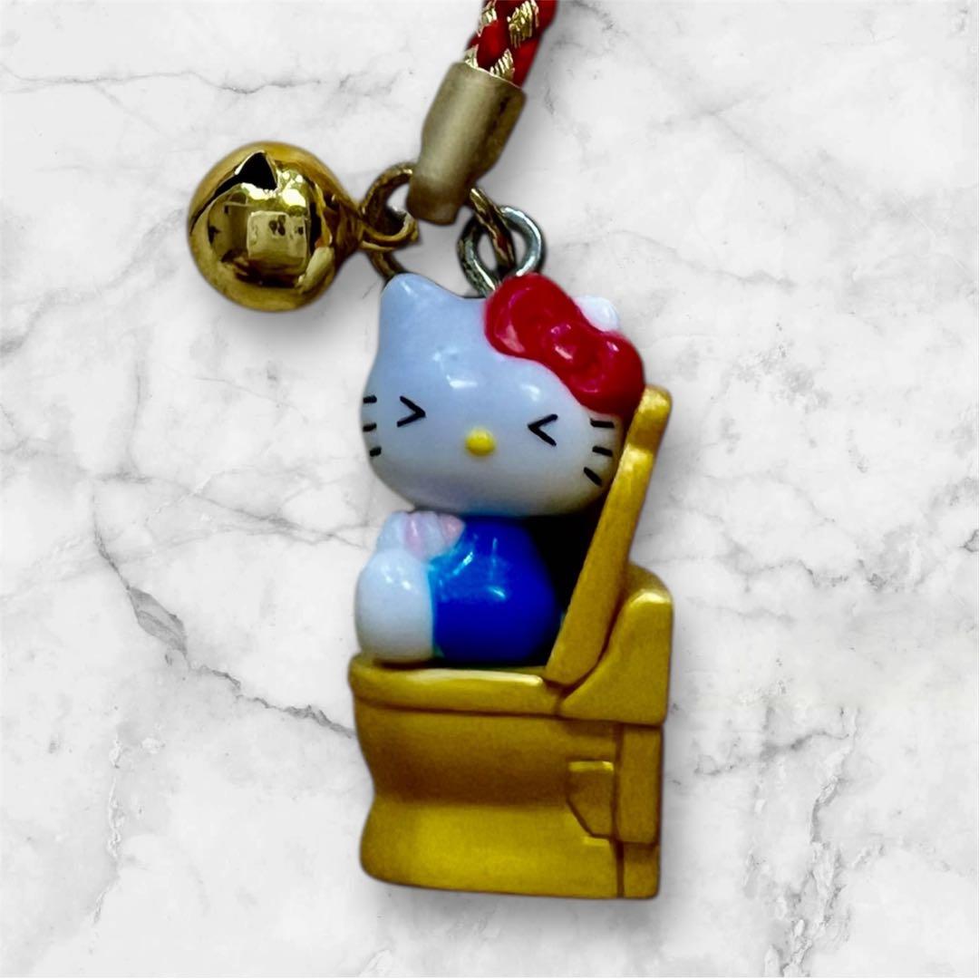 激レア　ご当地キティストラップ刈谷ハイウェイオアシス限定　デラックス金トイレ