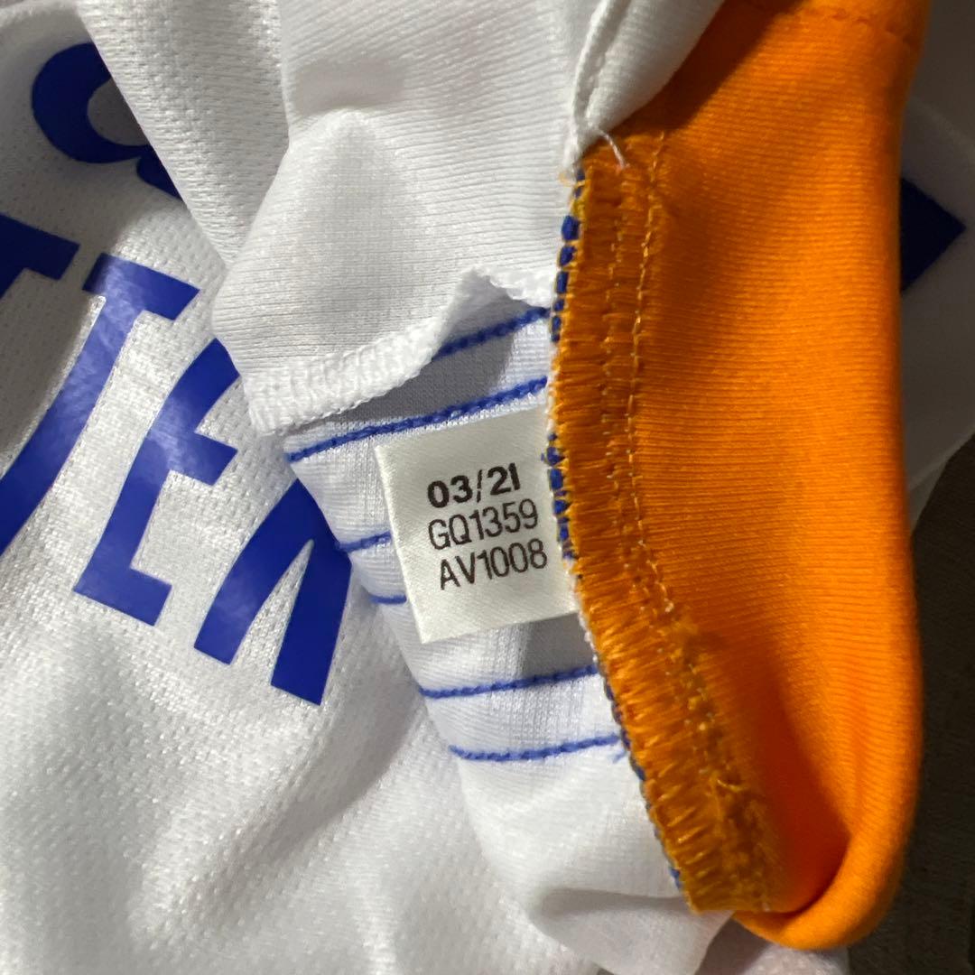 モドリッチ レアル・マドリード 長尾謙杜私物