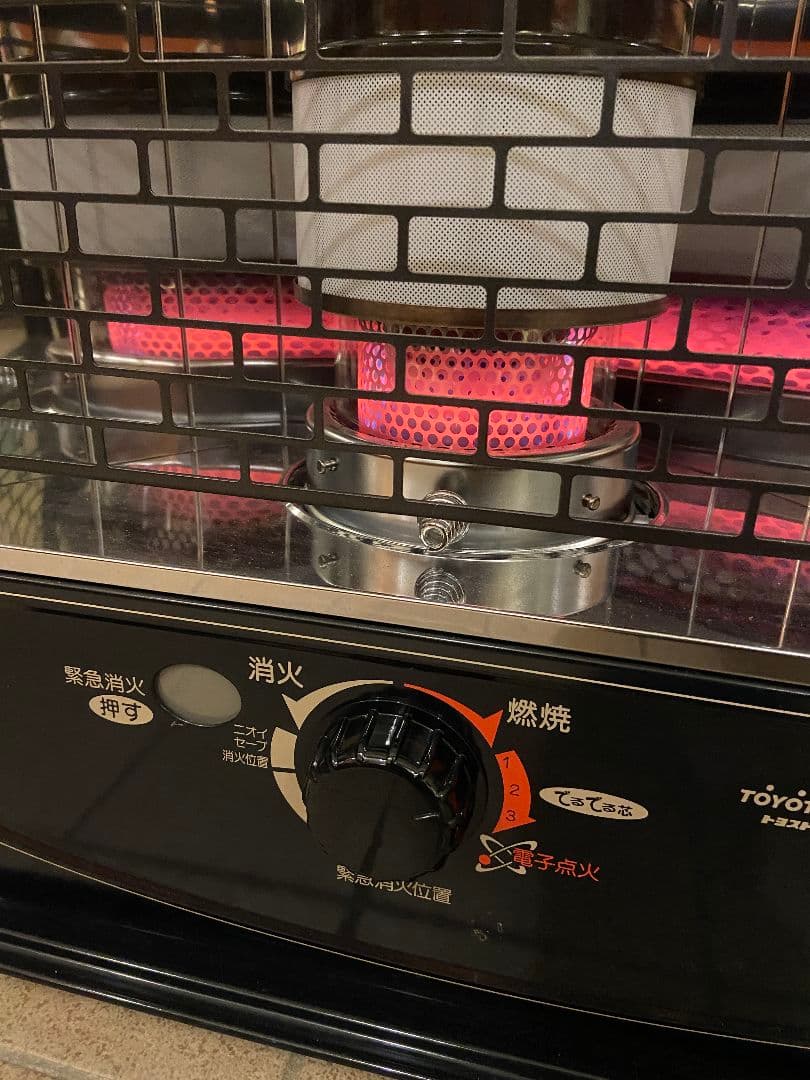 TOYOTOMI RC-D302 灯油ストーブワンシーズンだけ仕様美品長期保管品