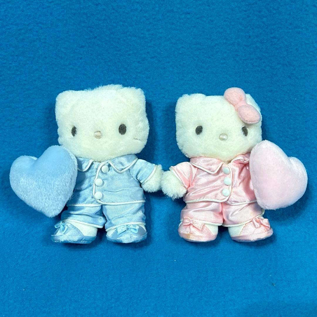 激レア☆vivitix限定☆キティ＆ダニエル☆マンスリーマスコット2002☆1月