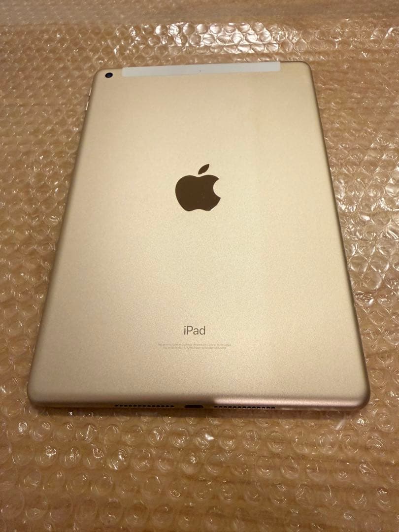 美品iPad ゴールド 第5世代32GB A1823