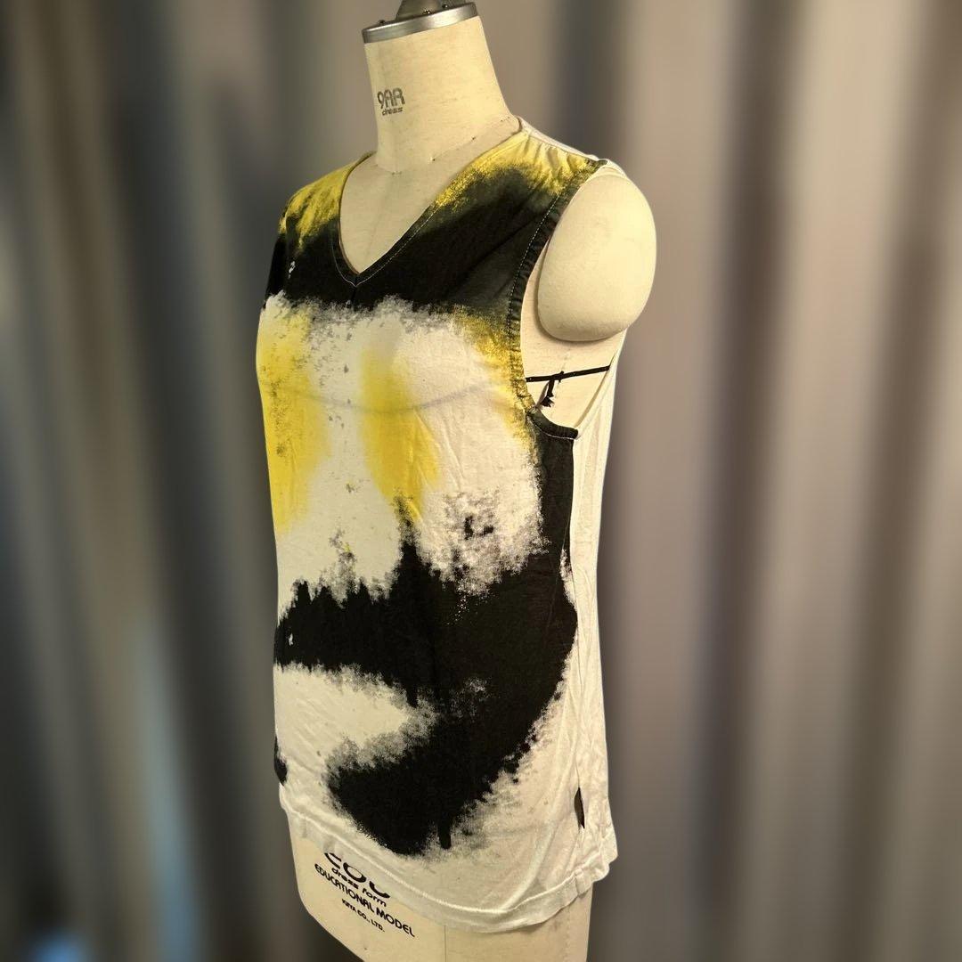 初期タグ本人期ALEXANDER MCQUEEN Vネックノースリーブ