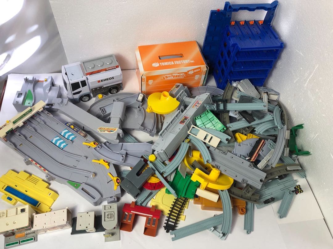 トミカ パーツ 部品 まとめて 大量 タカラトミー ジャンク