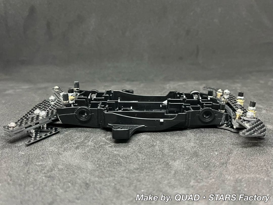 【ミニ四駆・MA用】2軸ATピボットバンパー＋1軸リヤアンカー　フルカーボン