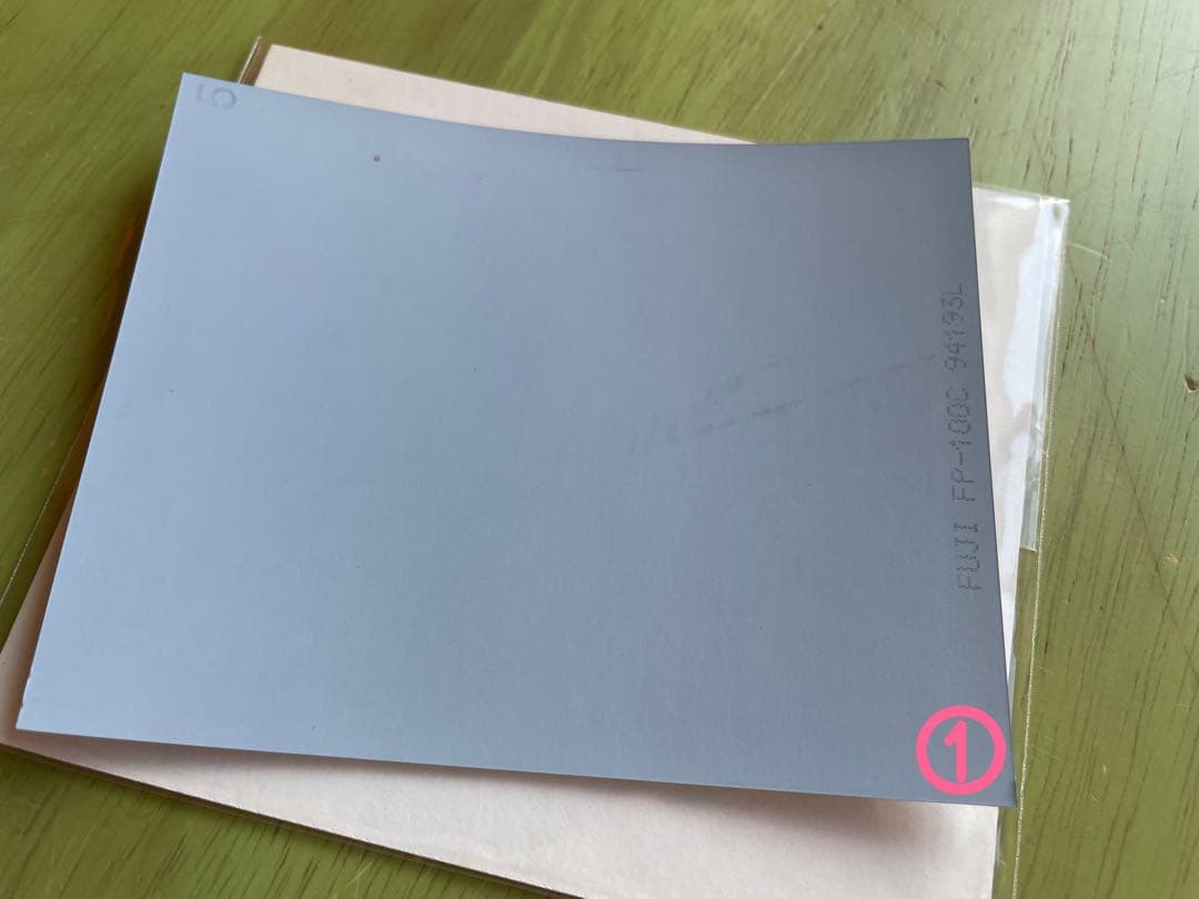 氷川きよし 直筆サイン入りポラロイド写真 ①