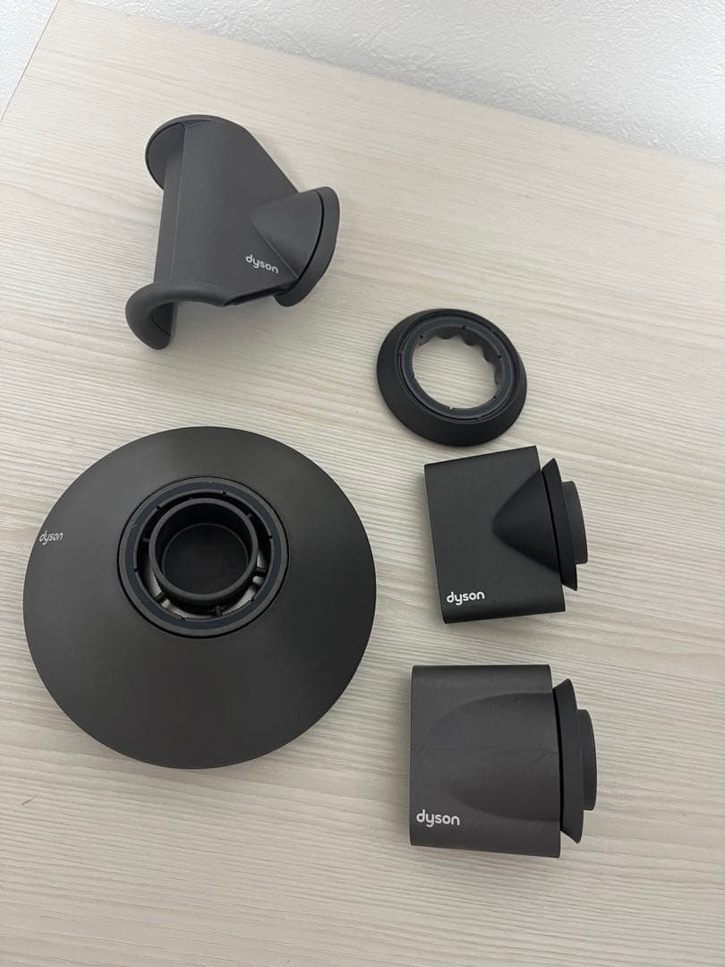 ♡【美品】付属品はほぼ新品！Dyson HD08!!ヘアドライヤーピンク♡