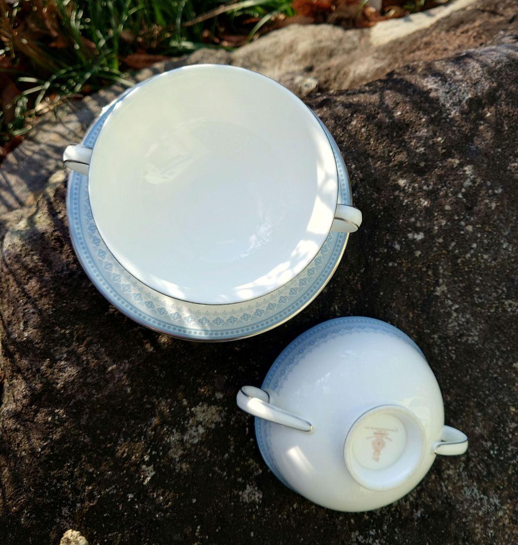 オールドロイヤルドルトン　1973年イギリス製　ボーンチャイナ　スープカップ２客