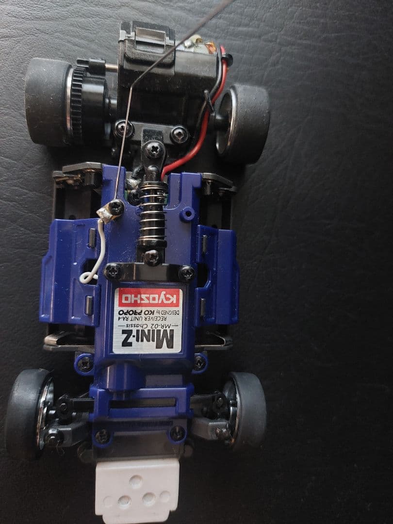 (値下げします）ミニッツレーサー2台セットプラスボディ1台