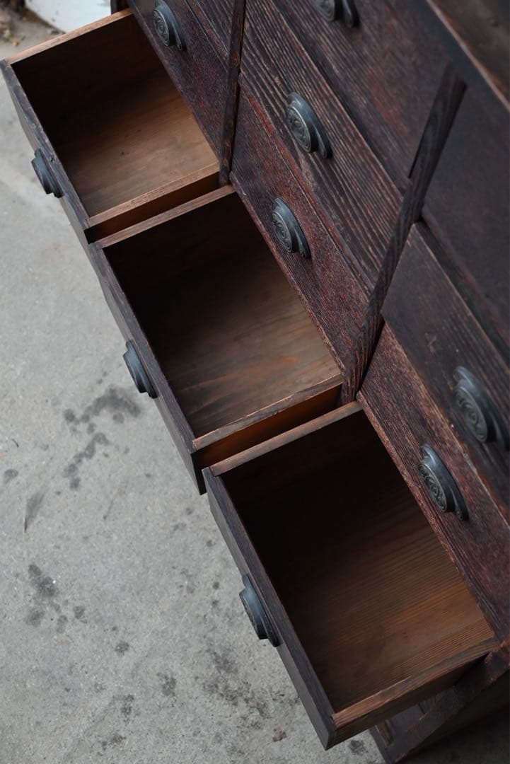 ① 店舗什器 引出 古家具 古道具 古美術 骨董 アンティーク 箪笥 抽斗