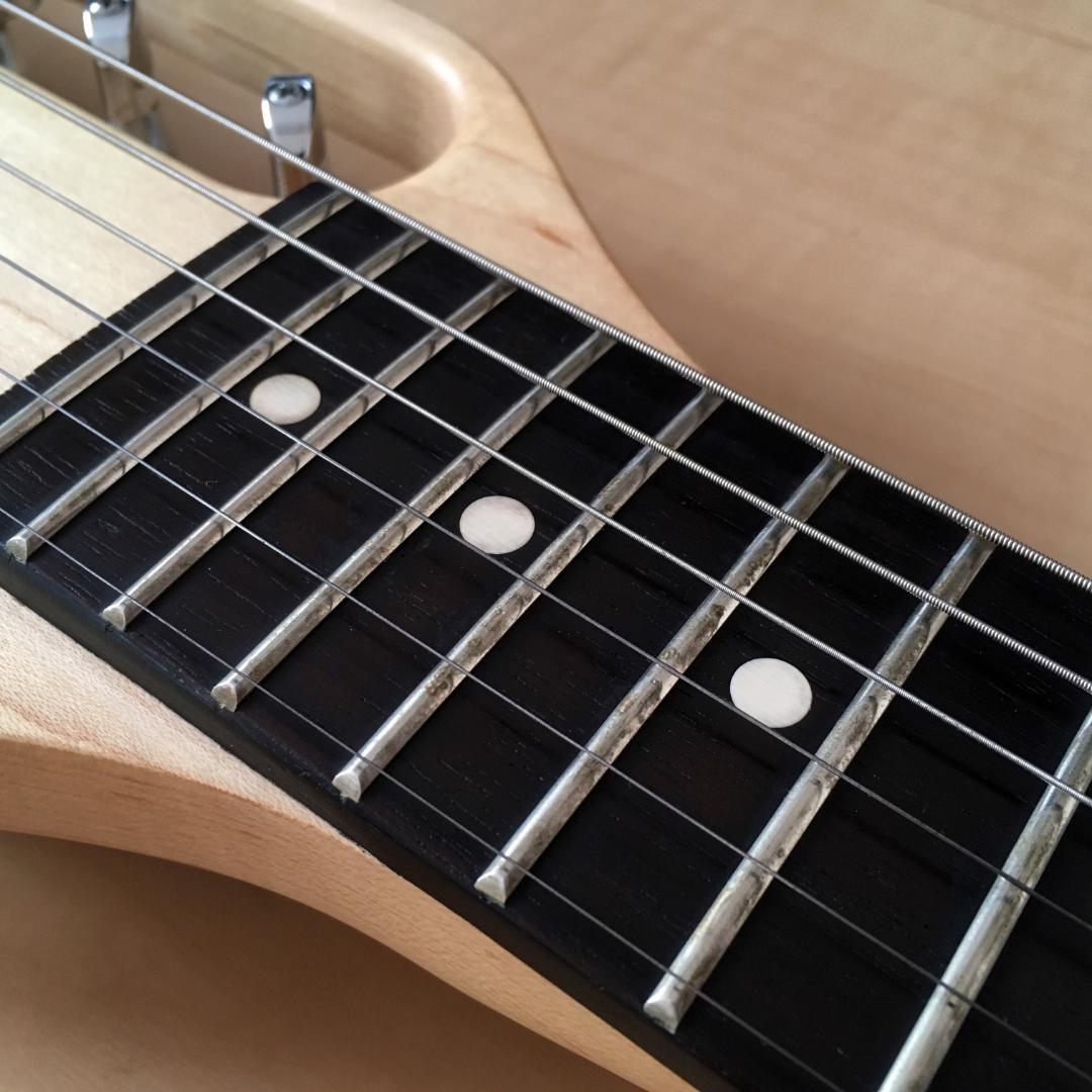 ギター TRAVELER GUITAR / Ultra Light Electric