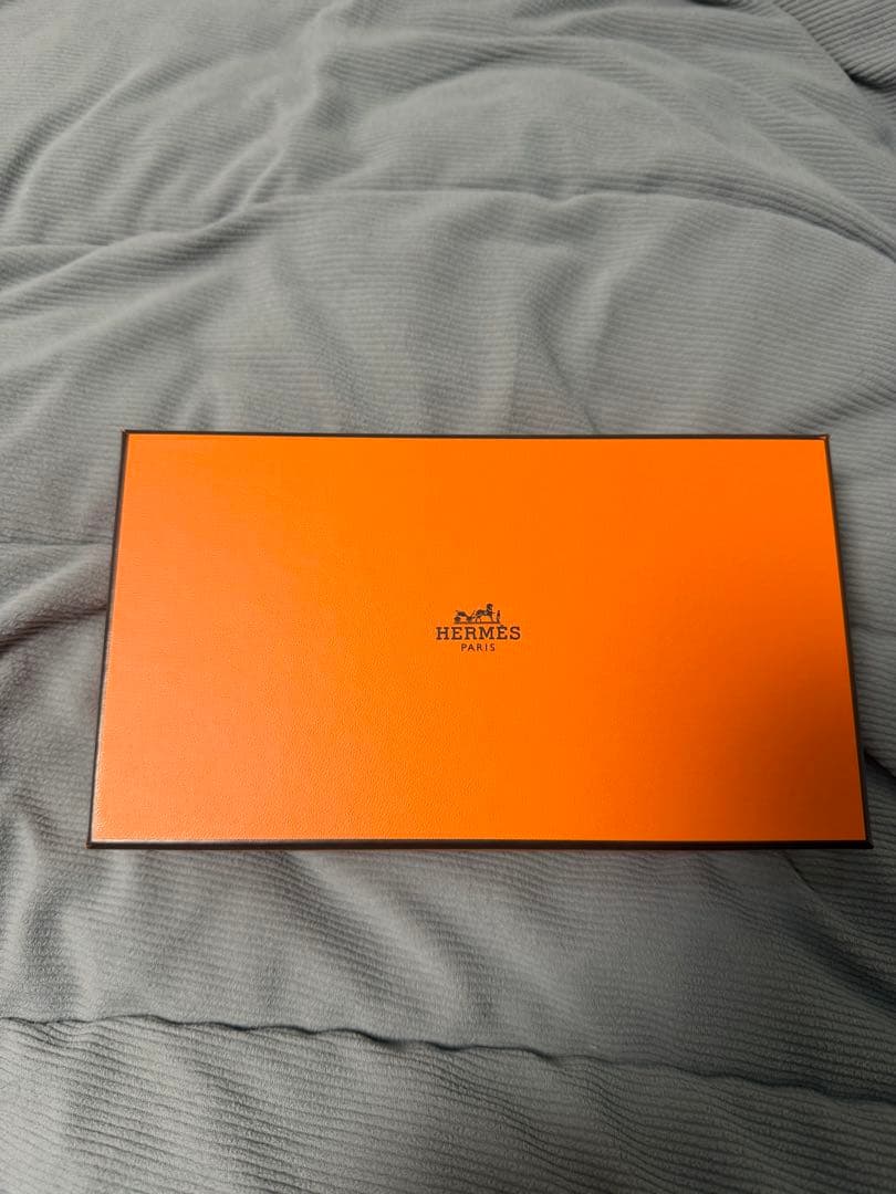 HERMES イエロー 長財布 箱付き