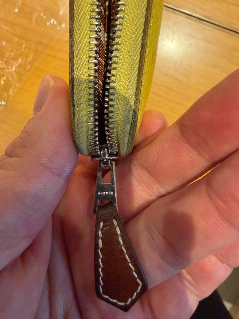 HERMES イエロー 長財布 箱付き