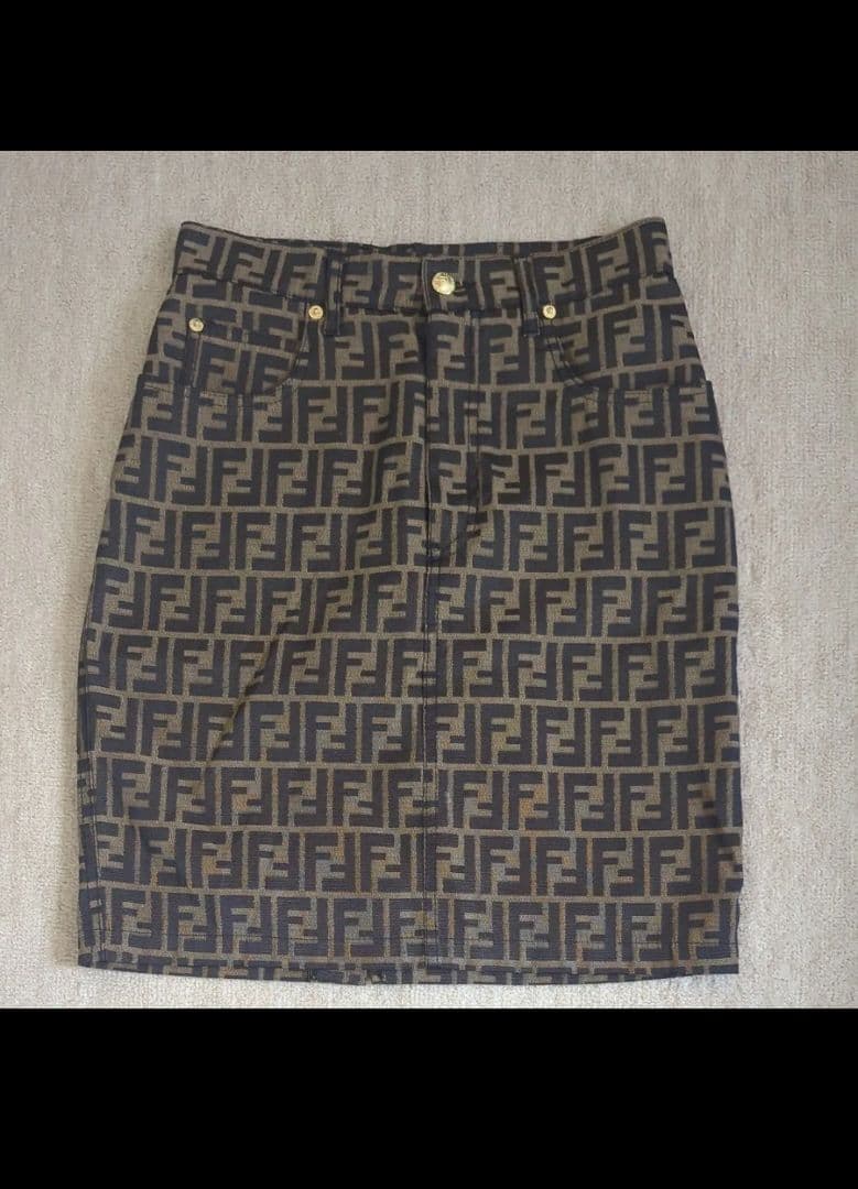 moon様用　FENDI ズッカ柄　タイトスカート　M/L