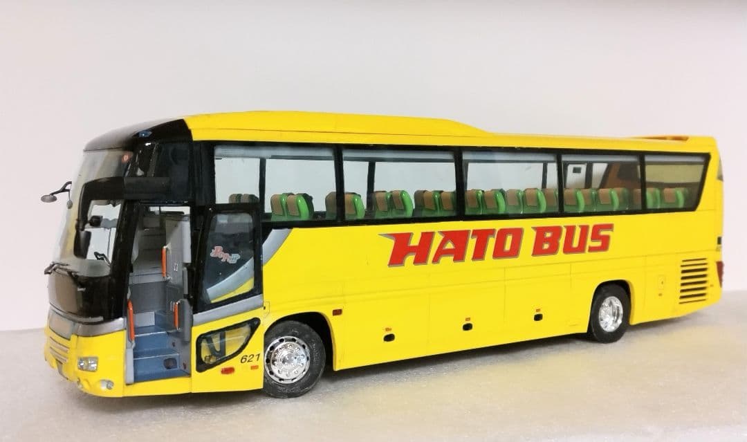1/32 HATO BUS(日野セレガSHD)素人組立品