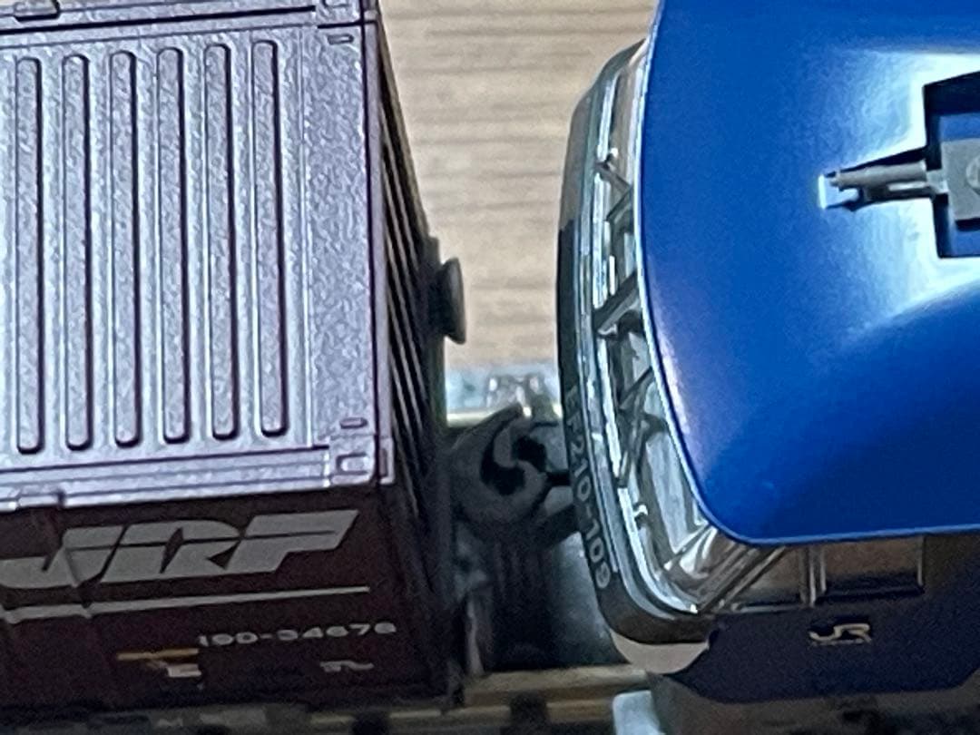 貨物列車　62レ　EF210型機関車とコンテナ車両セット