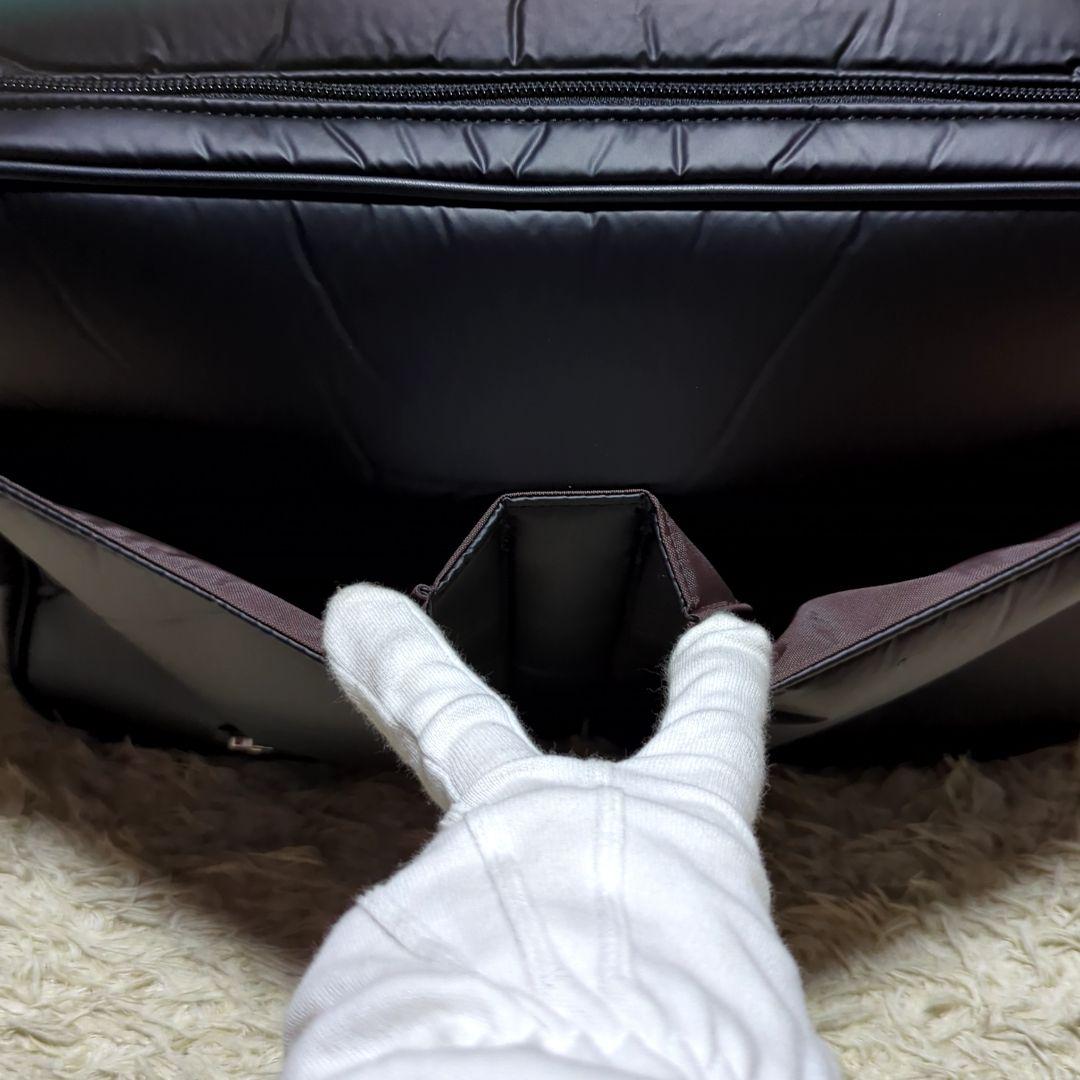 新品Lagasha ナイロン　PUコーティング　牛革　ショルダー　ハンド　バッグ