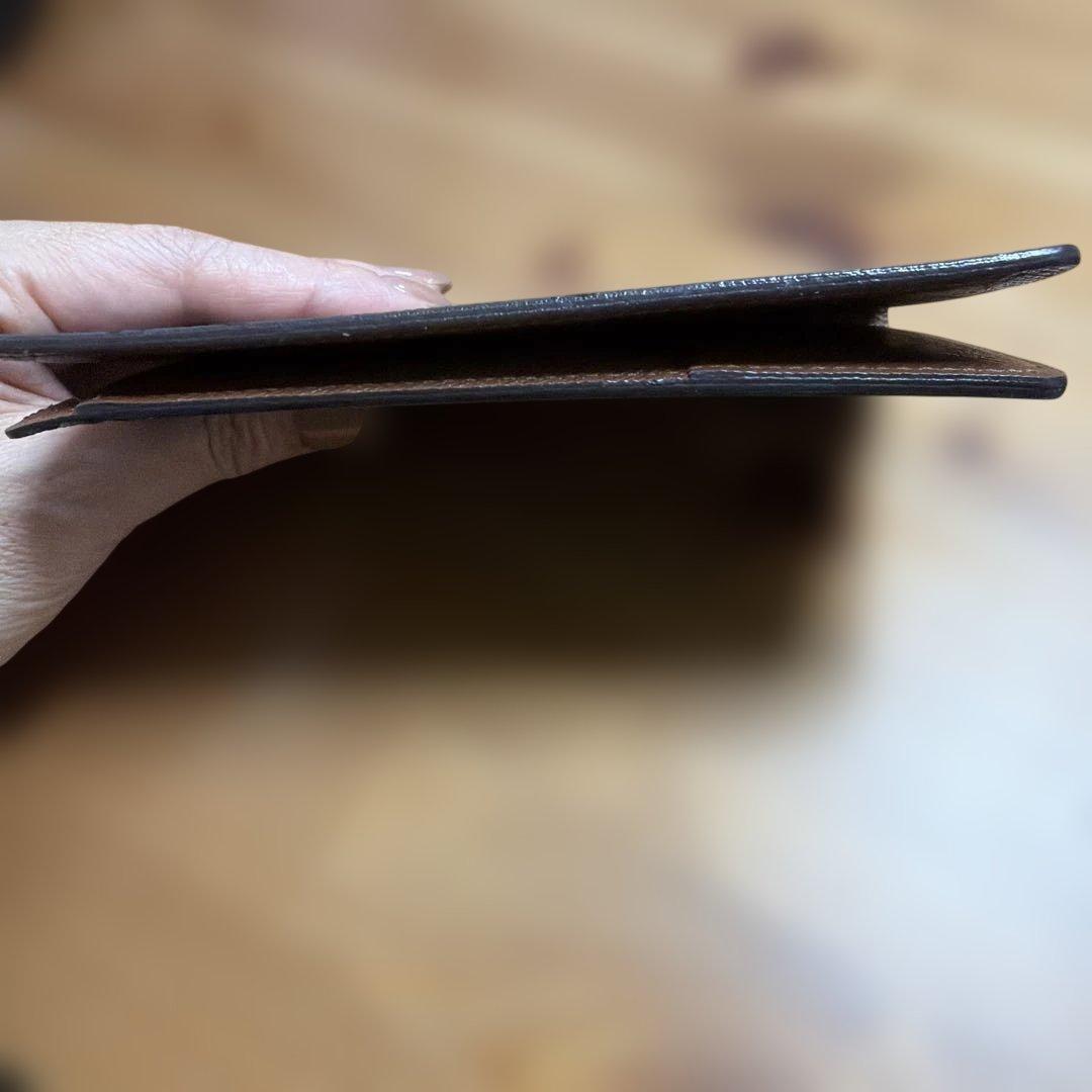 ルイヴィトン　パスポートケース