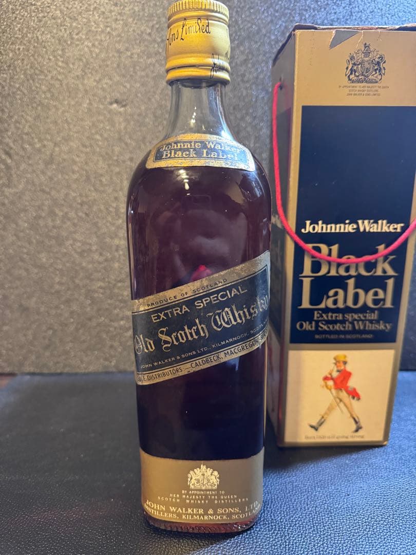 希少 未開封 ジョニーウォーカー　ブラックラベル　特級　金キャップ　白紋章