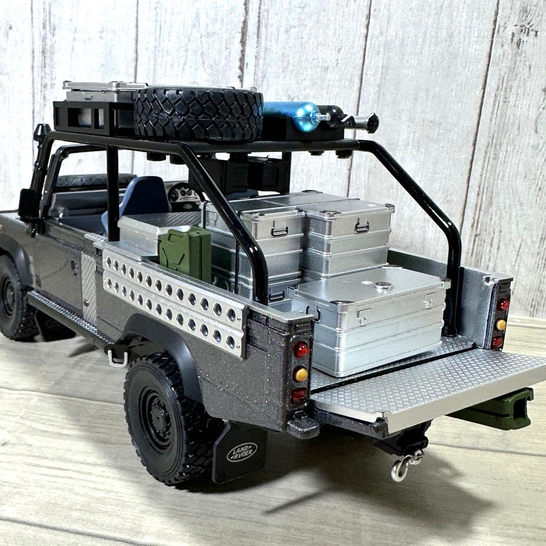 ランドローバー ディフェンダー ムービーエディション 「トゥームレイダー」