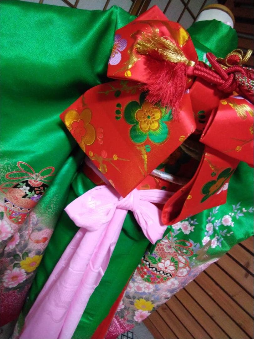 Keiko です。7歳向け・化繊のお着物セット