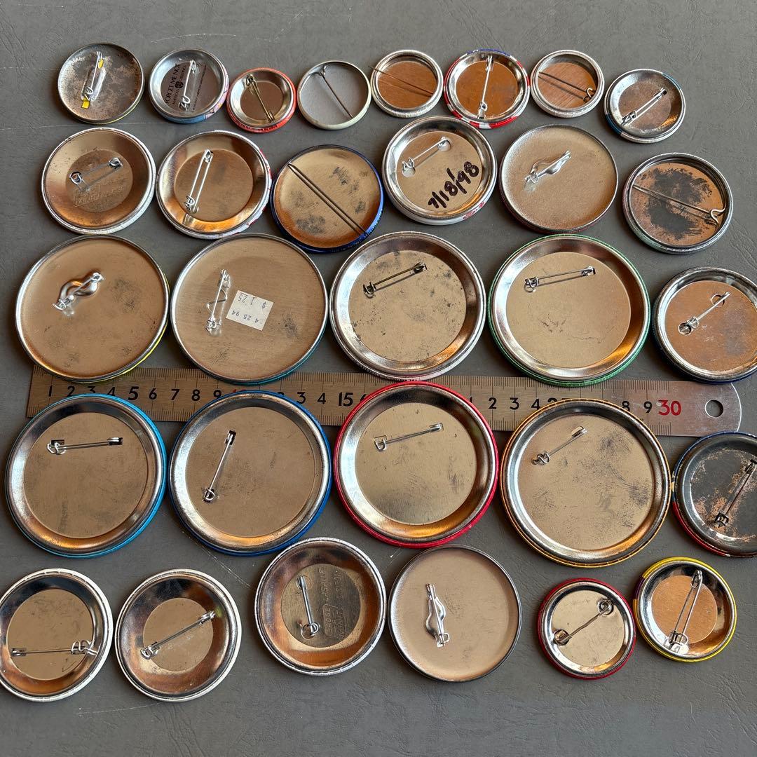 さ*ぼ様 USA缶バッジ150個OVER ／VINTAGE