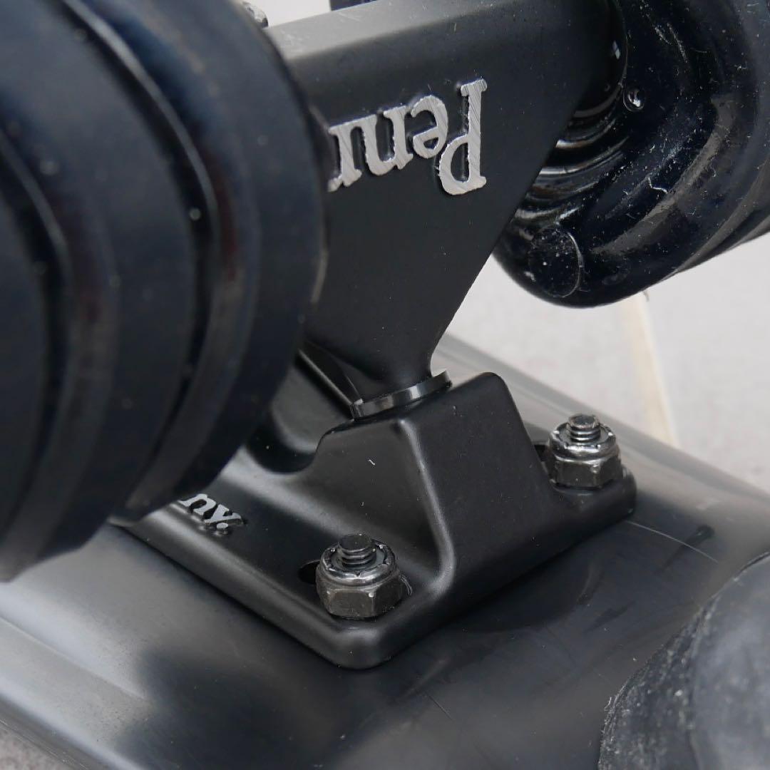 極美品 フルカスタム ペニー22インチ ブラックアウト シャークウィール72mm