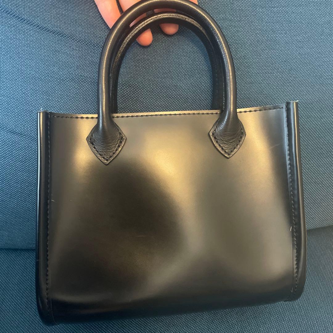 PIENI KOKO S ブラック ハンドバッグ