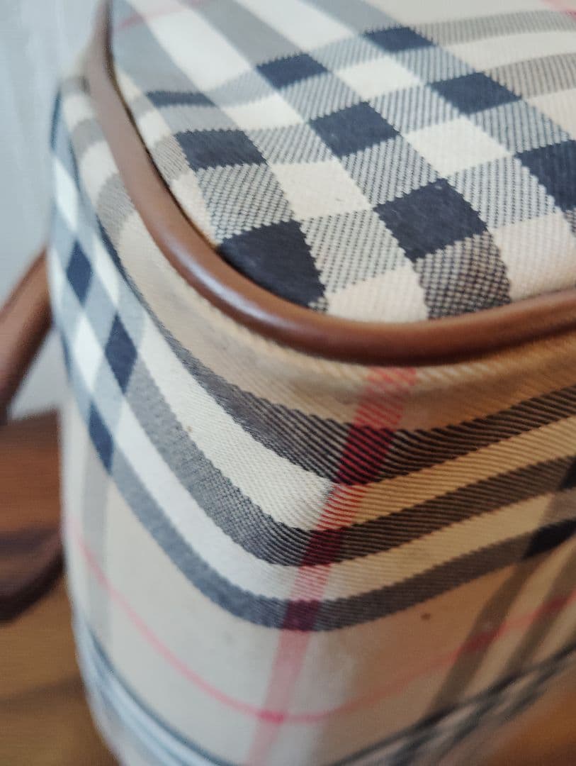 qhmirai　バーバリーズミニボストンバッグノバチェックシャードホース