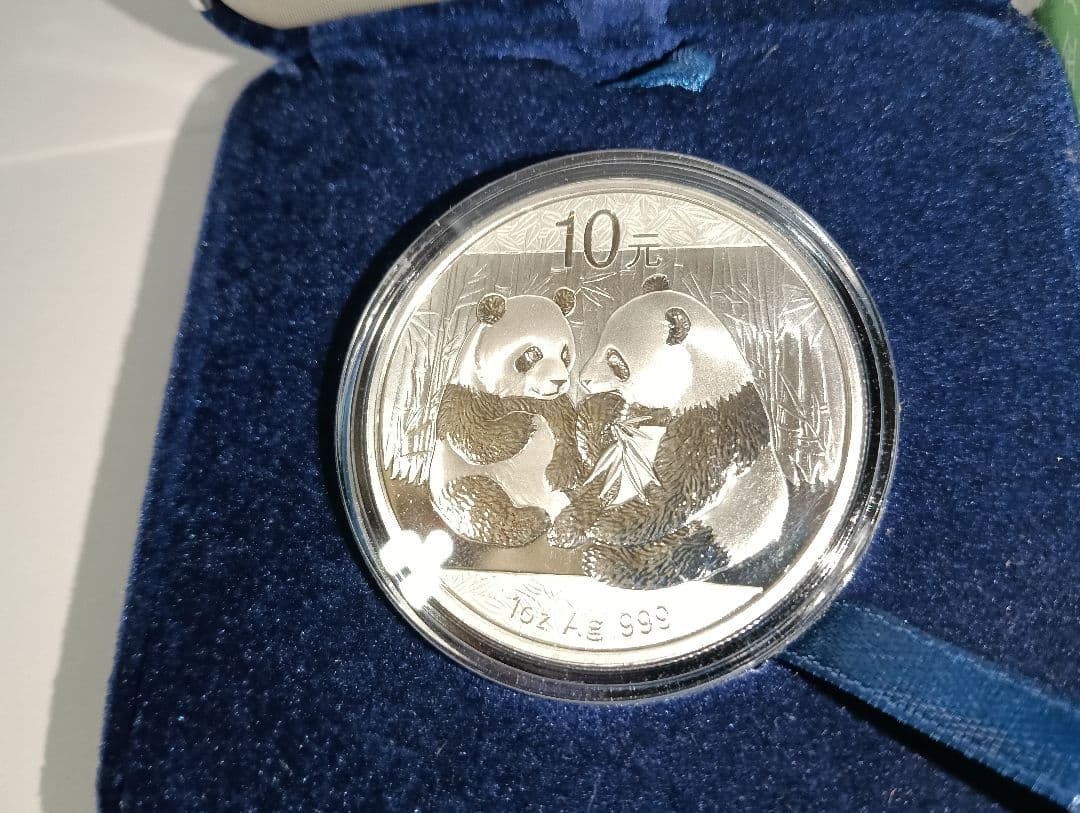 ⁂【2009年中国 パンダ銀貨 1オンス 】⁂品位.999 純銀製⁂　プリーフ